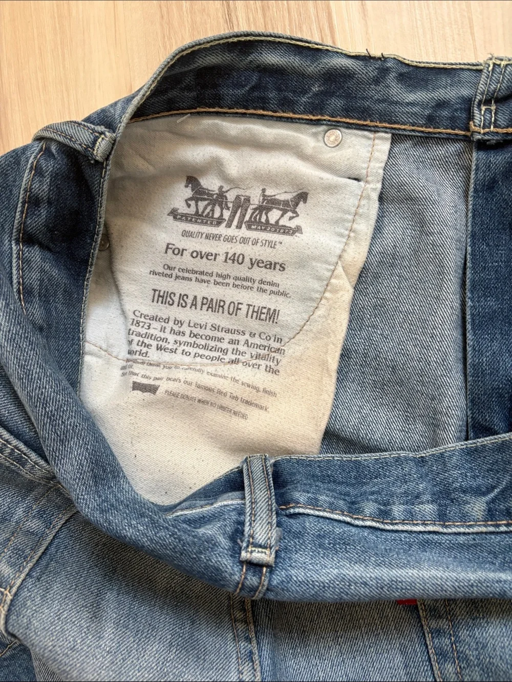 VTG wash Levis Men's Distressed Straight Jeans